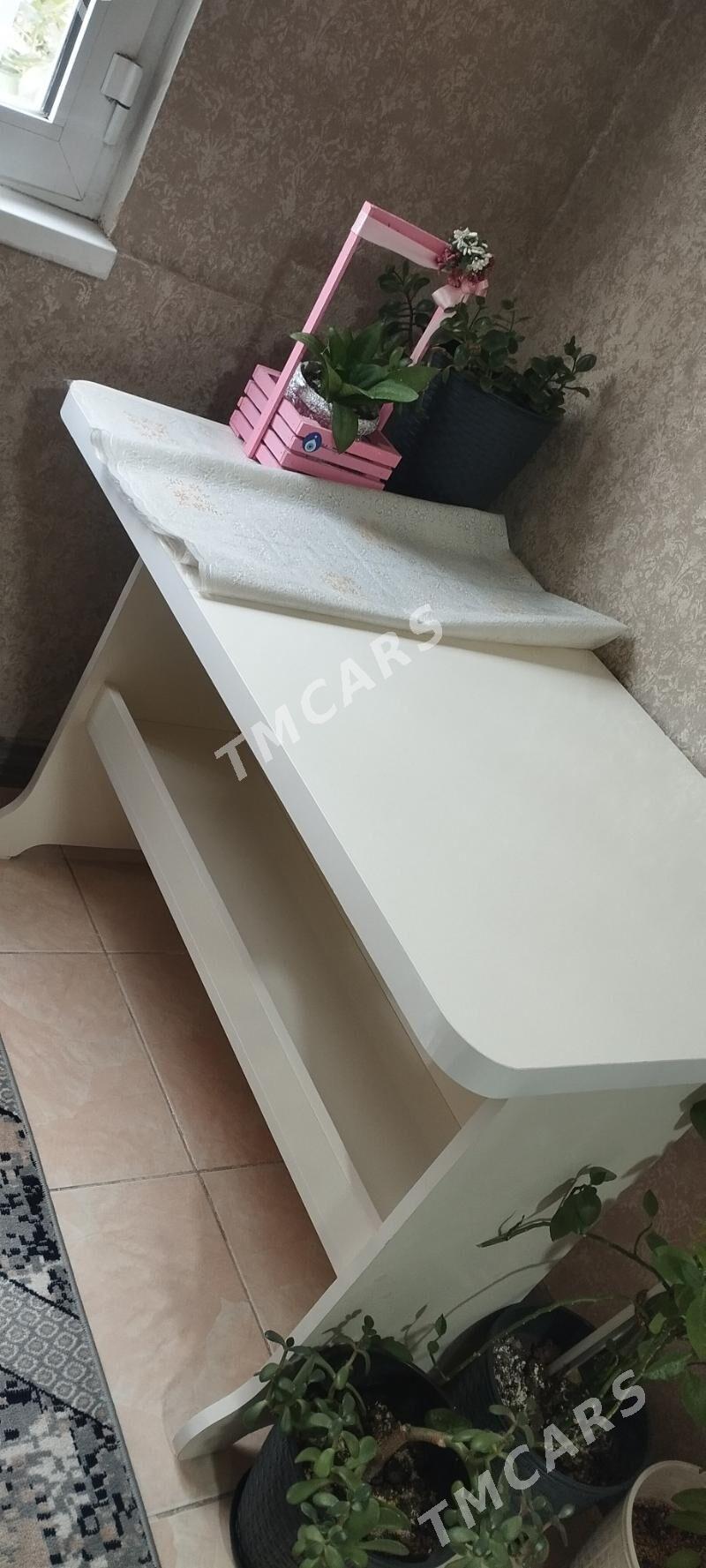Tumbo. kuhunny  stol - Ашхабад - img 2