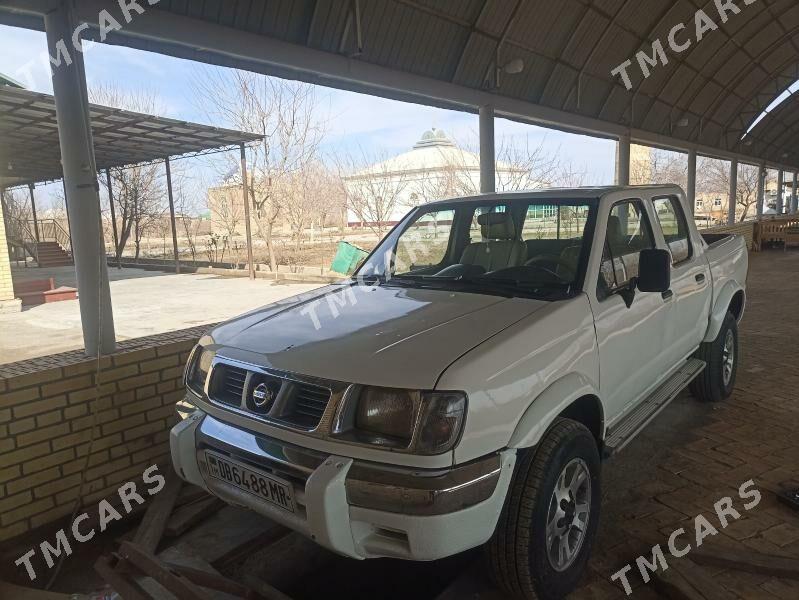 Nissan Navara 2000 - 71 000 TMT - Mary - img 2