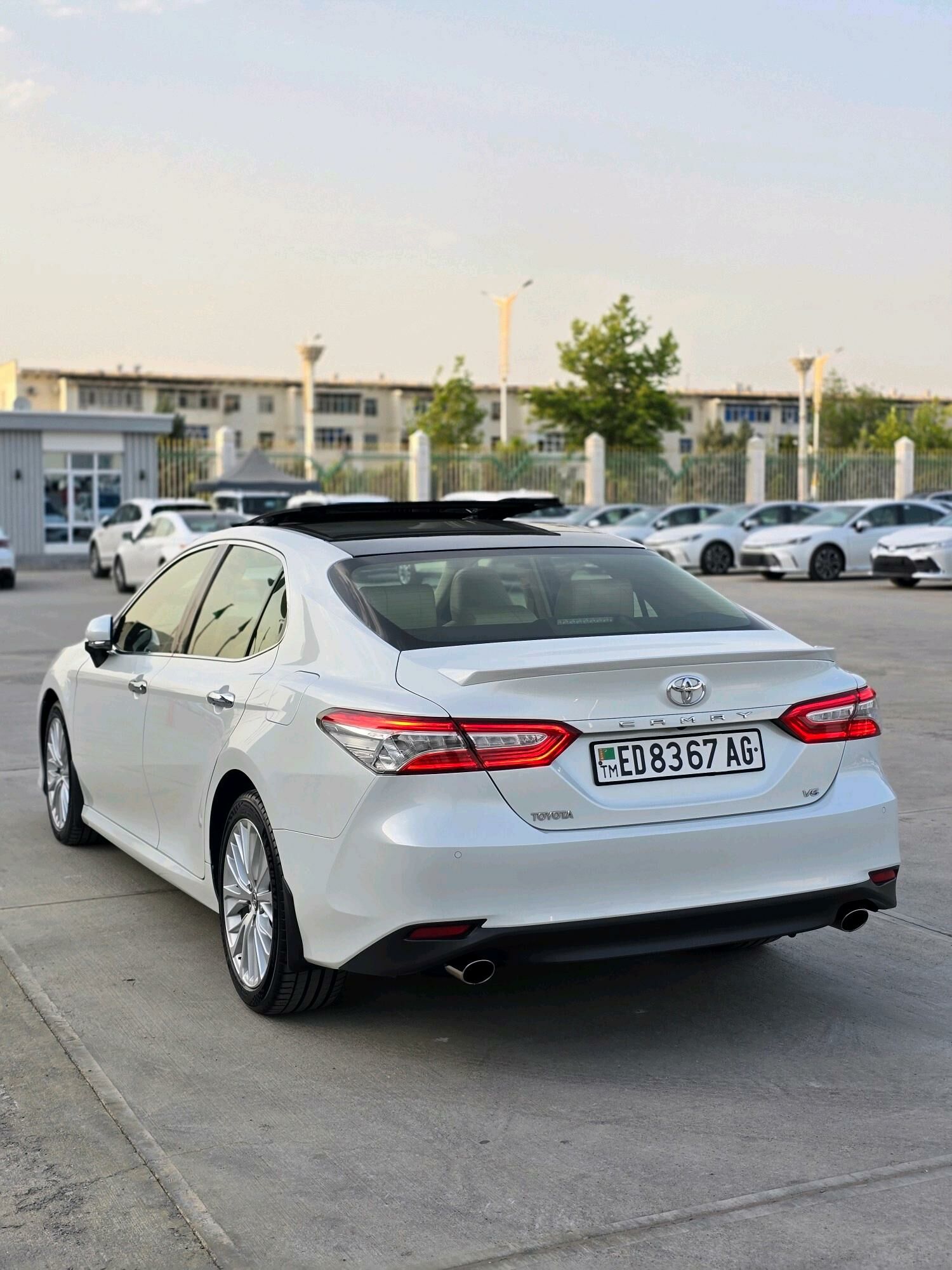 Toyota Camry 2018 - 530 000 TMT - 11 мкр - img 6