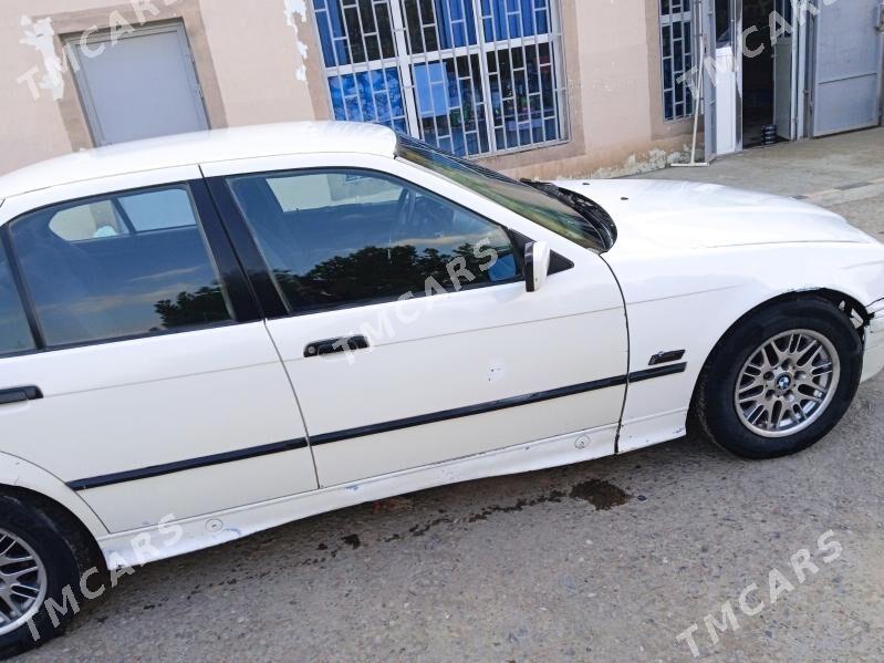 BMW 325 1994 - 30 000 TMT - Мары - img 4