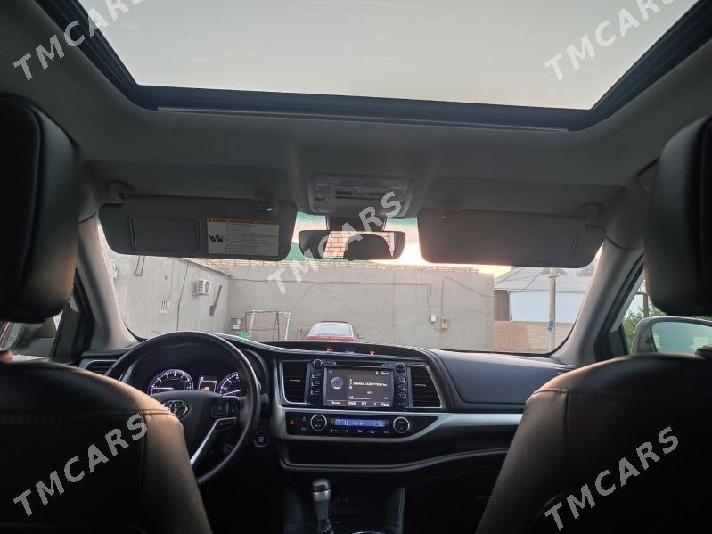 Toyota Highlander 2019 - 450 000 TMT - Мары - img 6