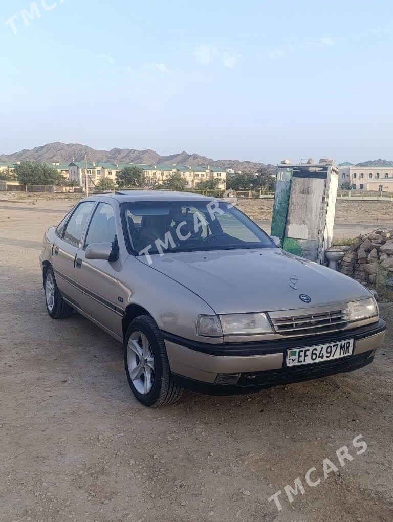Opel Vectra 1993 - 45 000 TMT - Байрамали - img 3