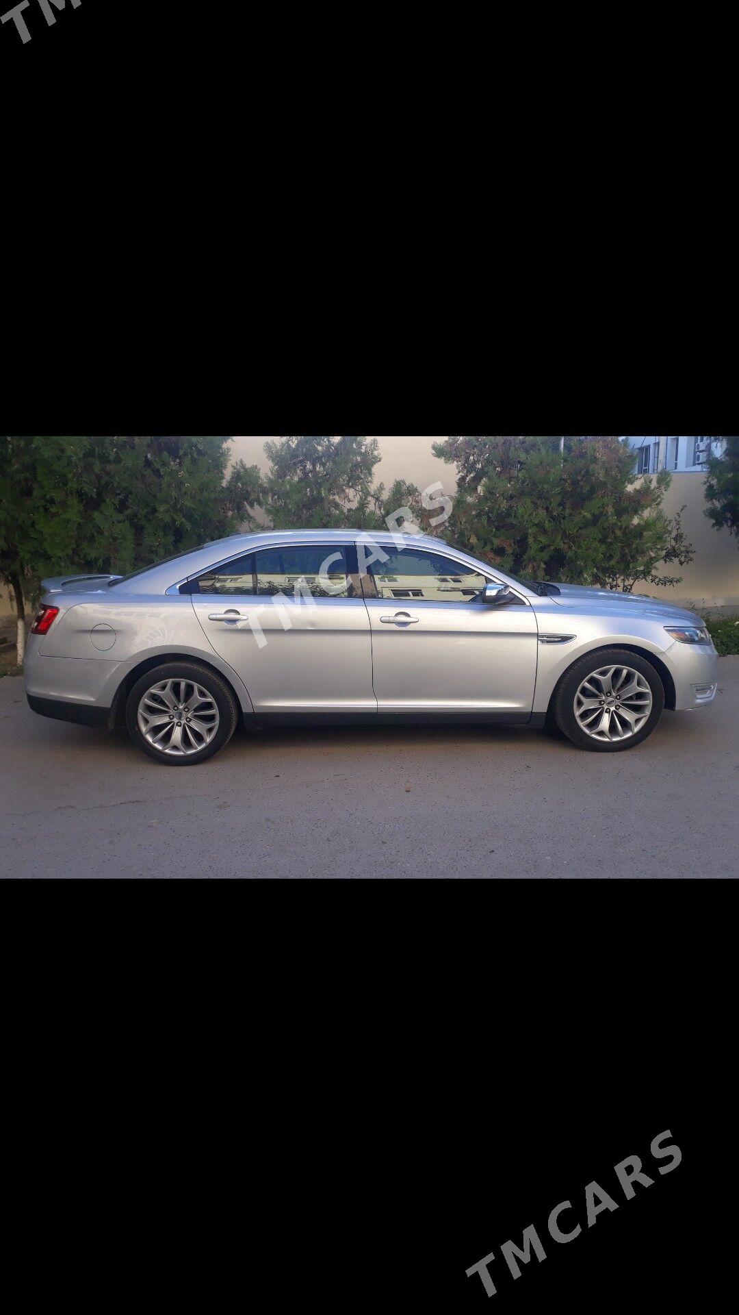 Ford Taurus 2017 - 200 000 TMT - Aşgabat - img 3