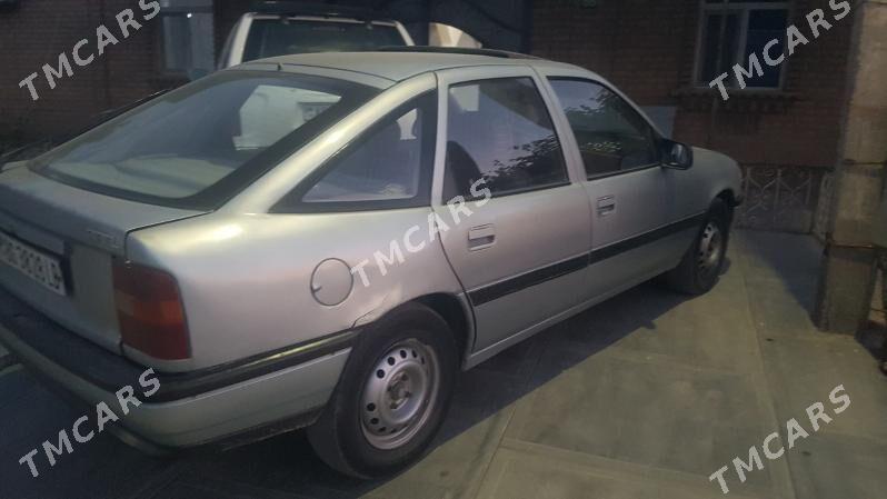 Opel Vectra 1991 - 25 000 TMT - Фарап - img 2