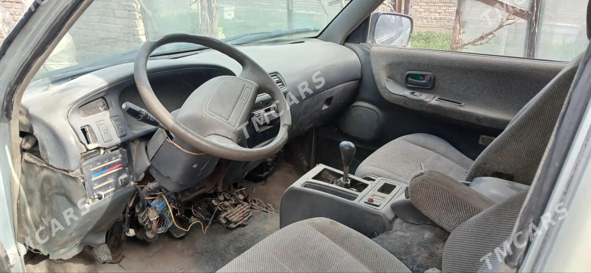 Toyota Town Ace 1992 - 15 000 TMT - Дянев - img 3