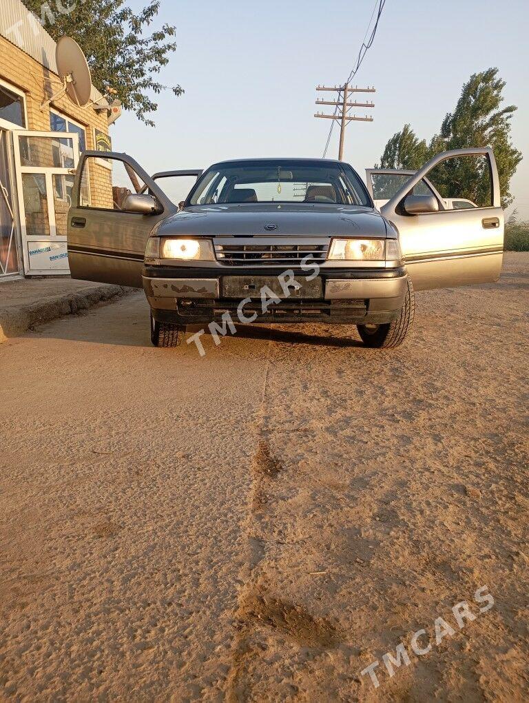 Opel Vectra 1989 - 26 000 TMT - Mary - img 4
