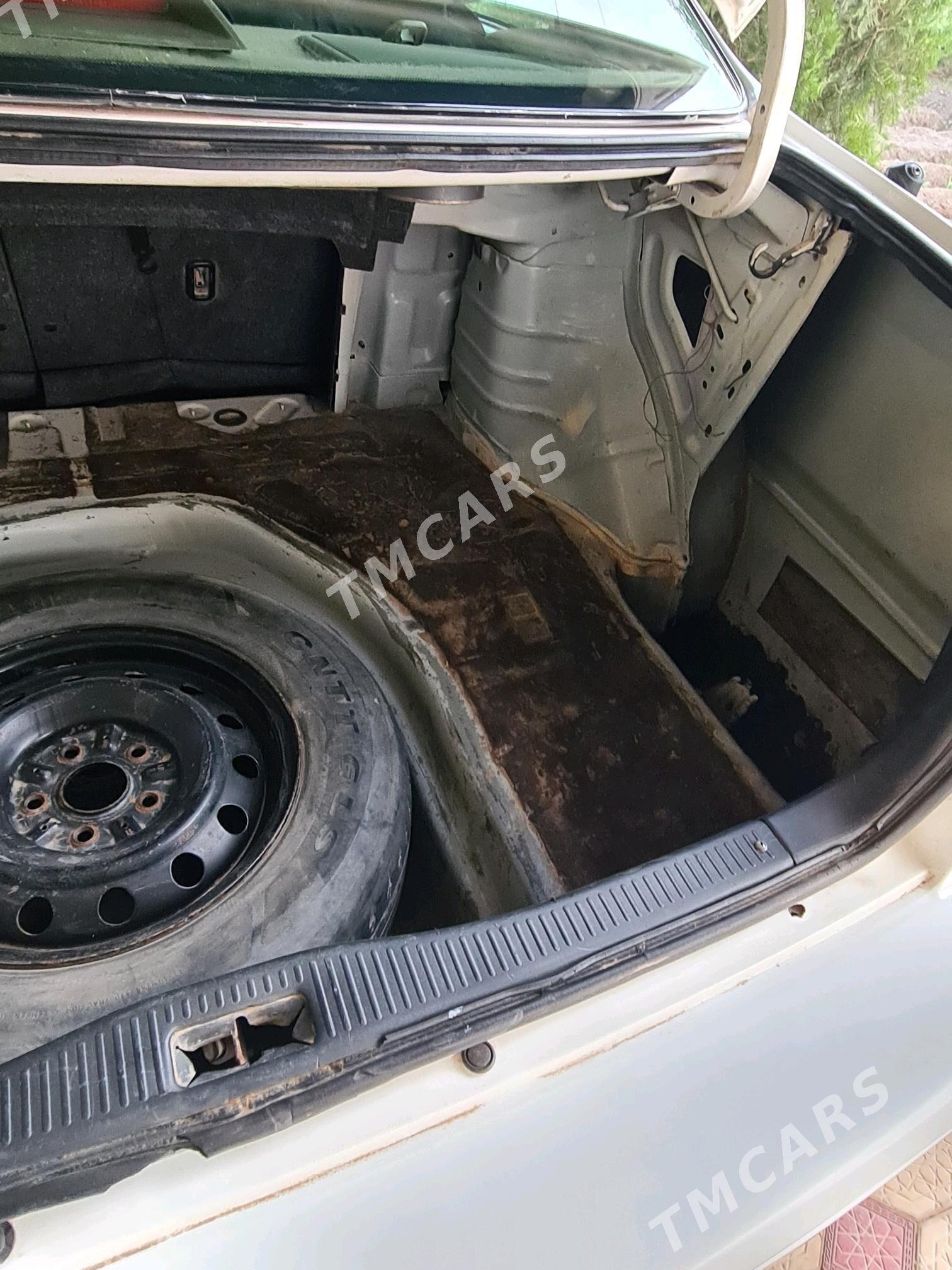 Toyota Camry 2001 - 120 000 TMT - Şabat etr. - img 8