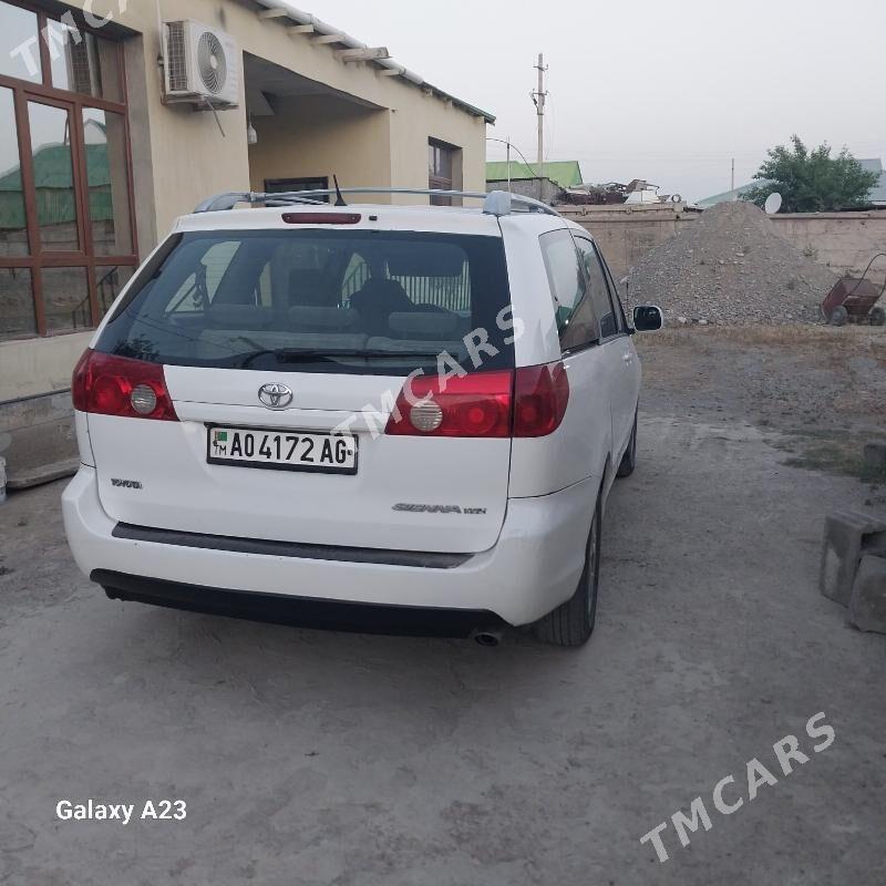 Toyota Sienna 2007 - 200 000 TMT - Бузмеин - img 2