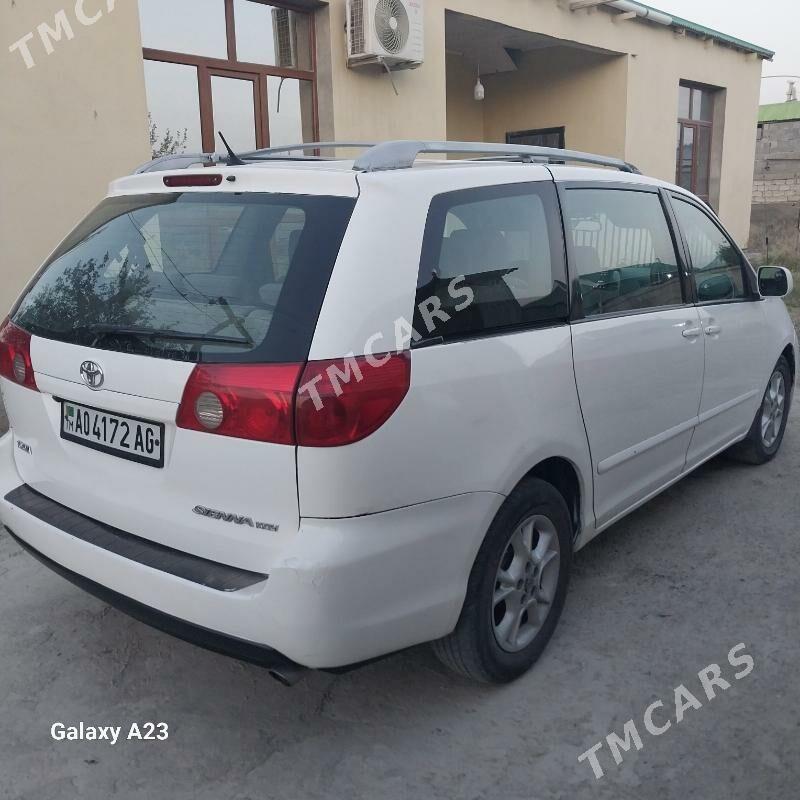 Toyota Sienna 2007 - 200 000 TMT - Бузмеин - img 6