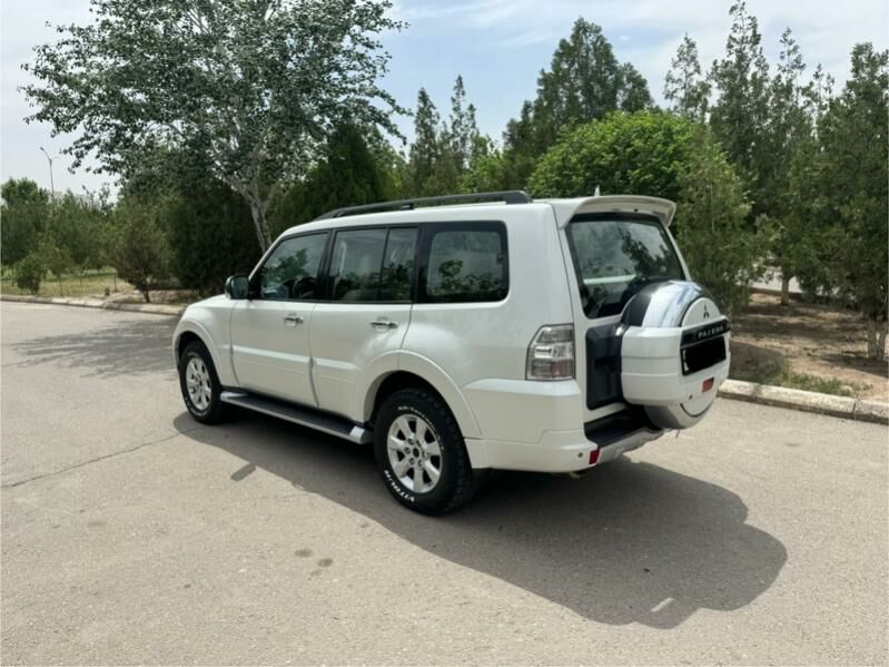 Mitsubishi Pajero 2013 - 300 000 TMT - Daşoguz - img 7