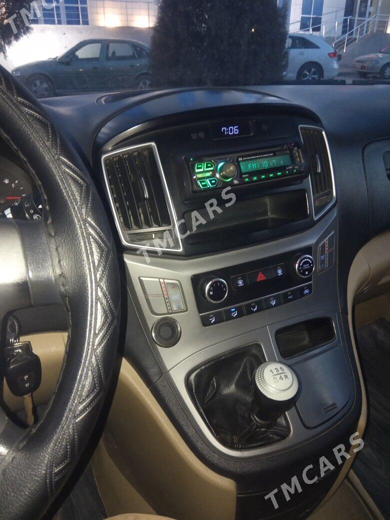 Hyundai H-1 2016 - 260 000 TMT - Daşoguz - img 2
