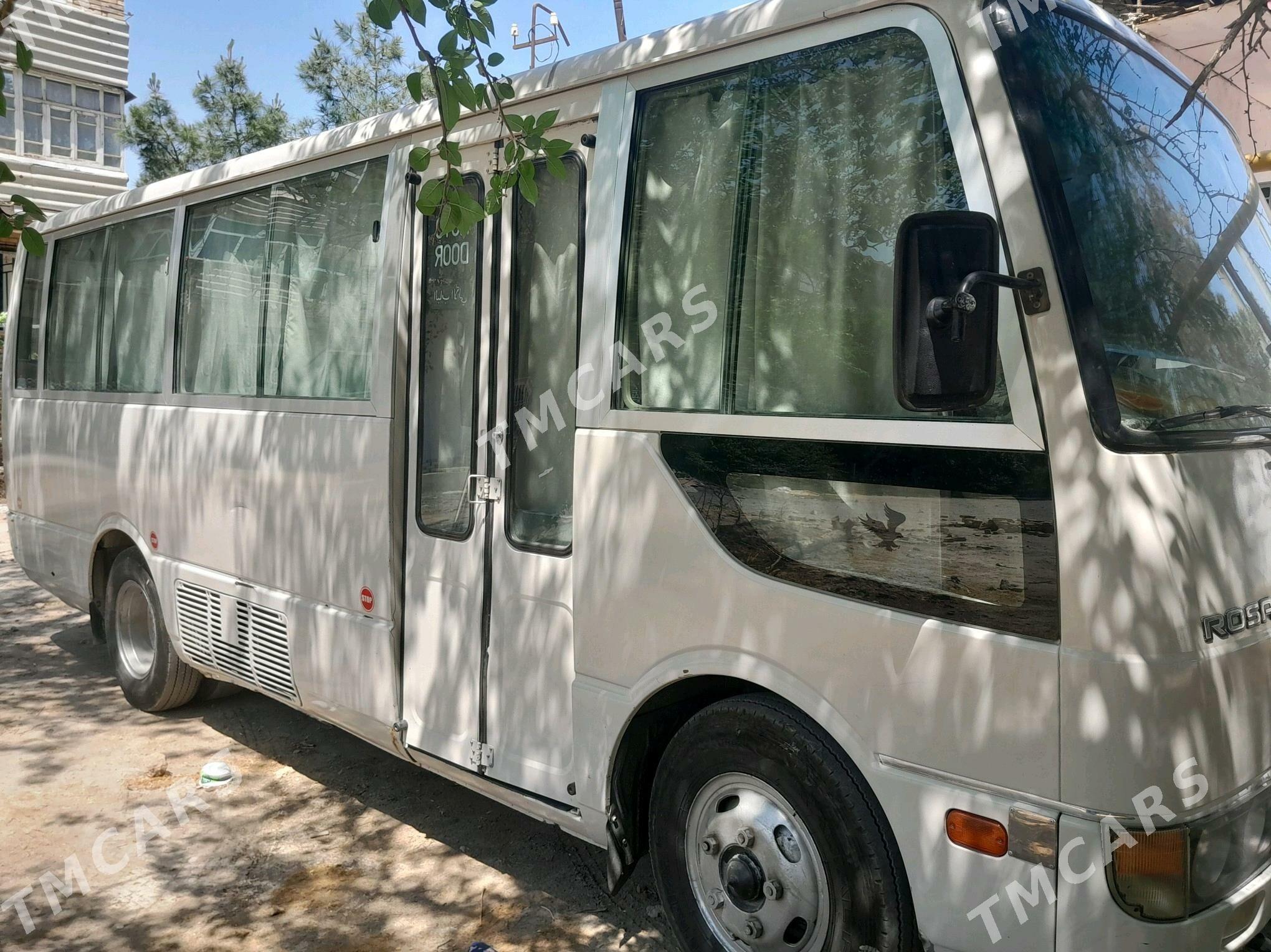 Mitsubishi Rosa 2006 - 220 000 TMT - Туркменабат - img 2