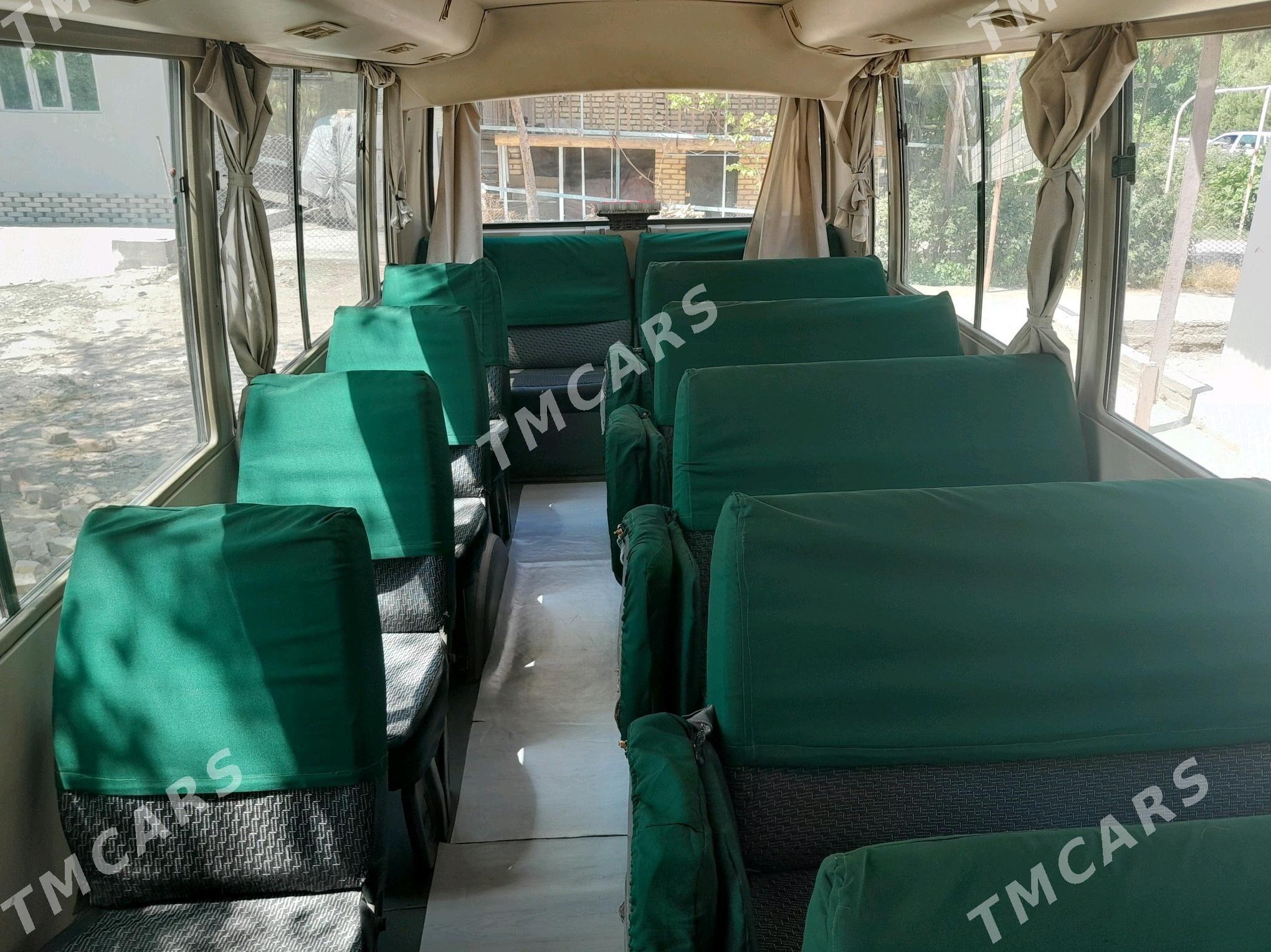 Mitsubishi Rosa 2006 - 220 000 TMT - Туркменабат - img 8
