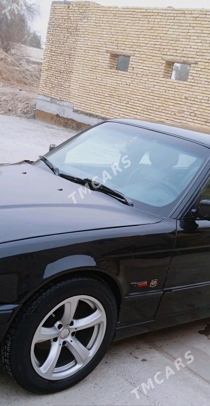 BMW 525 1995 - 60 000 TMT - Türkmenabat - img 4
