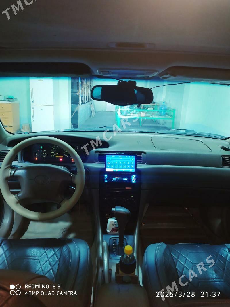 Toyota Camry 1998 - 117 000 TMT - Туркменабат - img 3