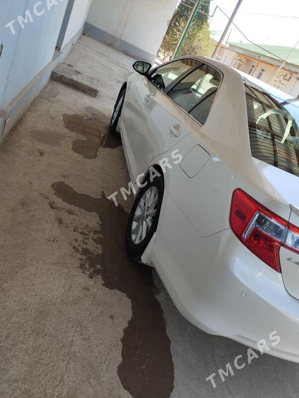 Toyota Camry 2013 - 185 000 TMT - Şabat etr. - img 2