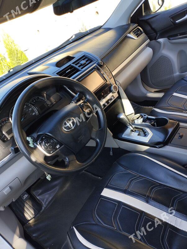 Toyota Camry 2013 - 185 000 TMT - Şabat etr. - img 4