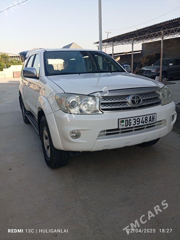 Toyota Fortuner 2012 - 250 000 TMT - Бахарден - img 5
