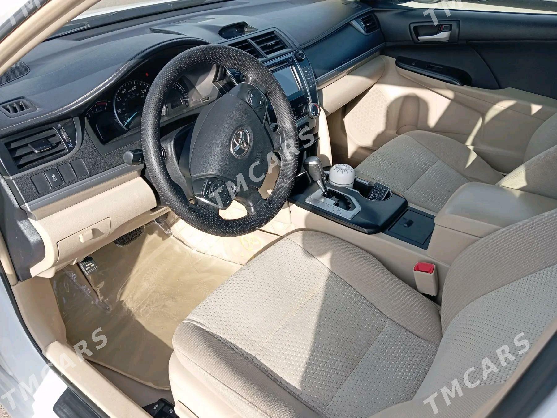 Toyota Camry 2013 - 200 000 TMT - Kerki - img 5