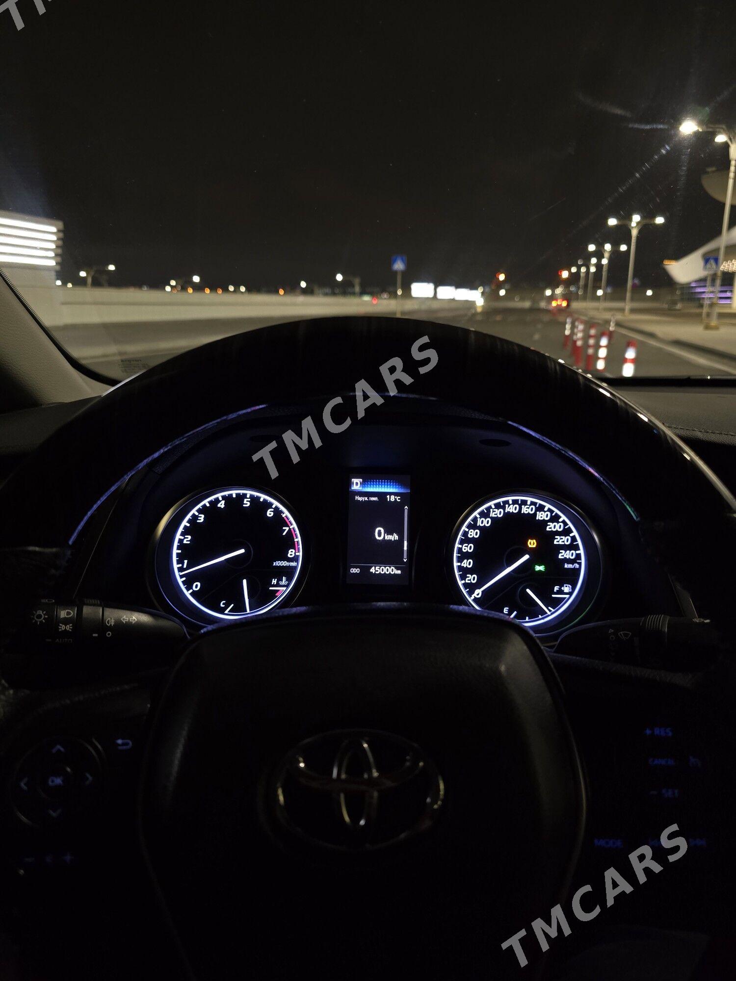 Toyota Camry 2020 - 260 000 TMT - Ашхабад - img 3