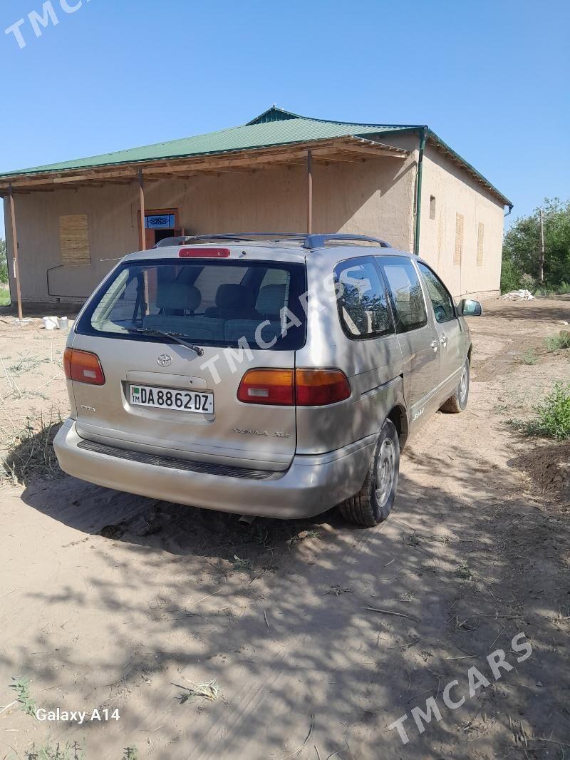 Toyota Sienna 2000 - 165 000 TMT - Akdepe - img 3