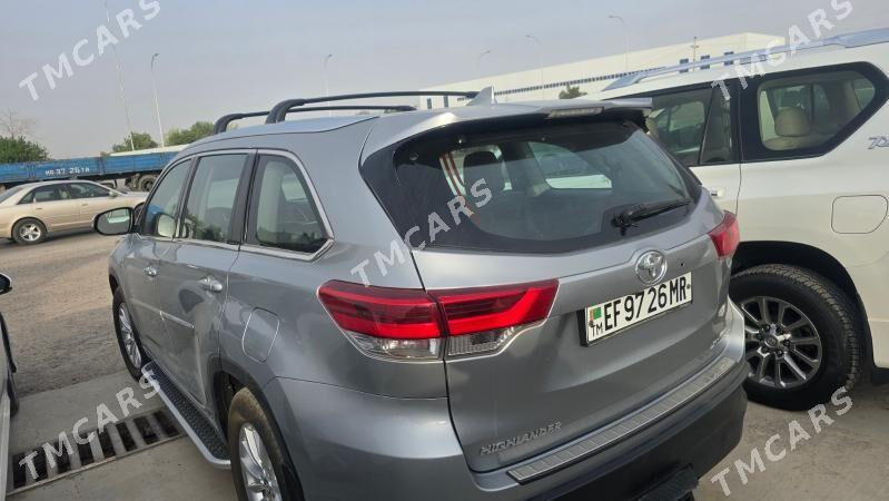 Toyota Highlander 2018 - 400 000 TMT - Мары - img 2