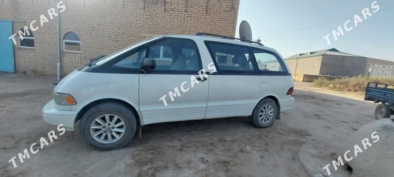 Toyota Previa 1992 - 65 000 TMT - Halaç - img 4