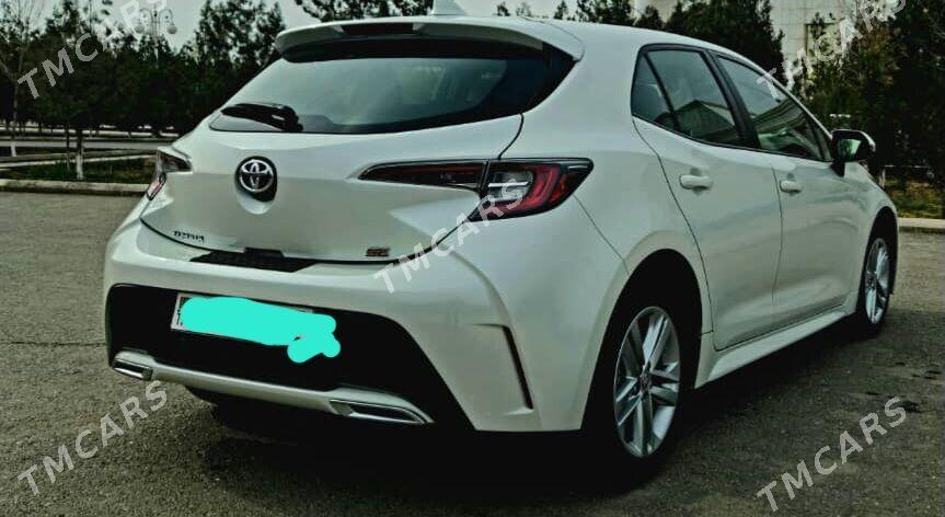 Toyota Corolla Hatchback 2018 - 200 000 TMT - Бахарден - img 3