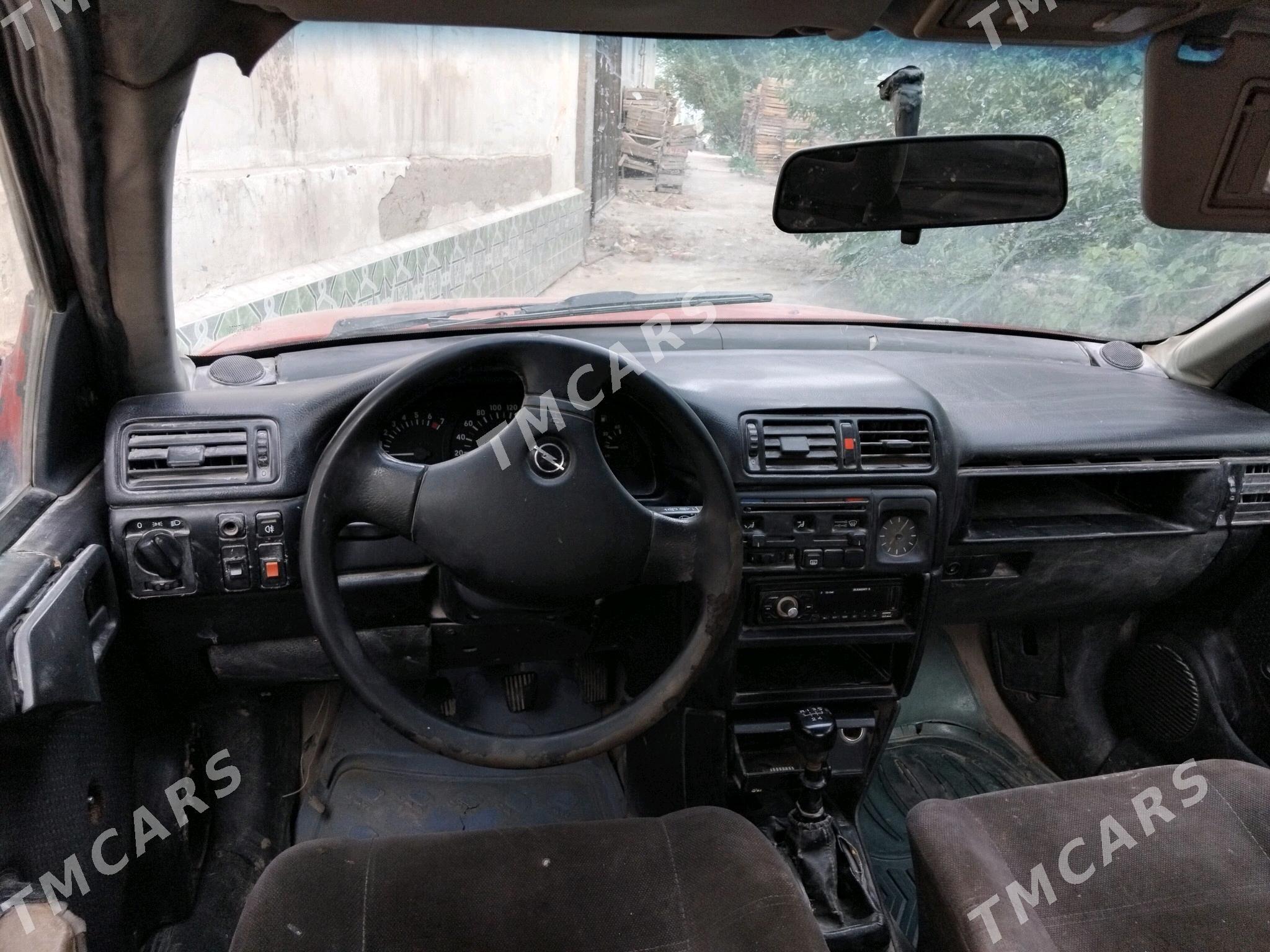 Opel Vectra 1990 - 15 000 TMT - Köneürgenç - img 5