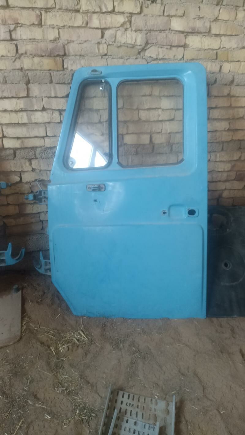 Zil doñuzkelle gapy 1 500 TMT - Garagum etraby - img 2