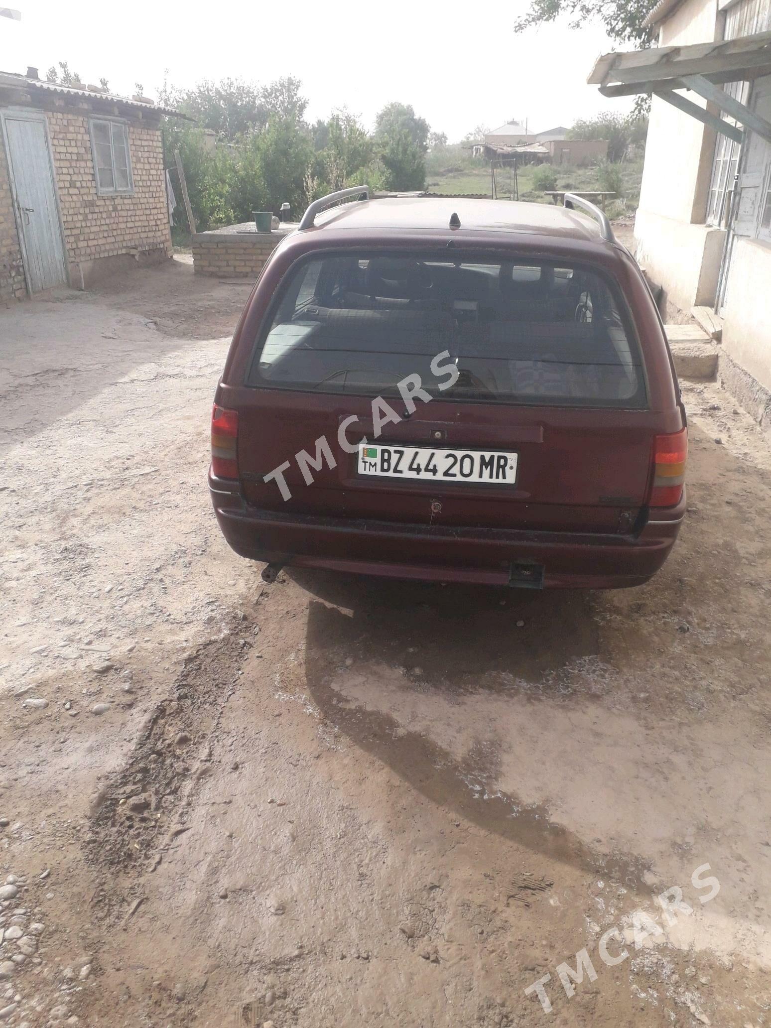 Opel Omega 1990 - 12 000 TMT - Murgap - img 2