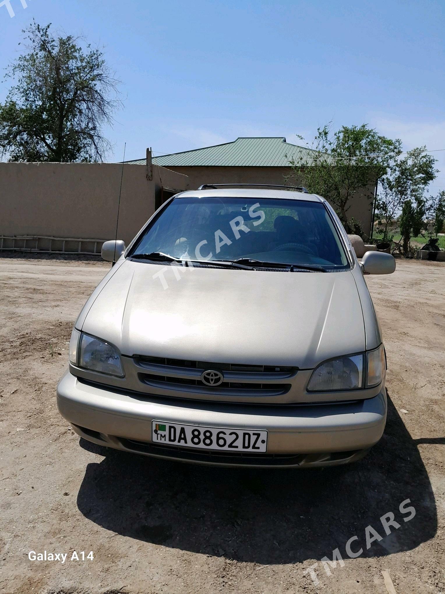 Toyota Sienna 2000 - 160 000 TMT - Akdepe - img 5