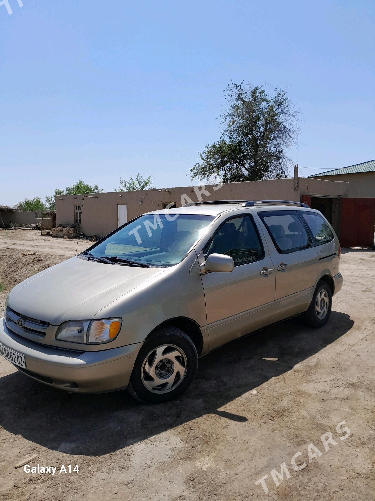 Toyota Sienna 2000 - 160 000 TMT - Akdepe - img 6