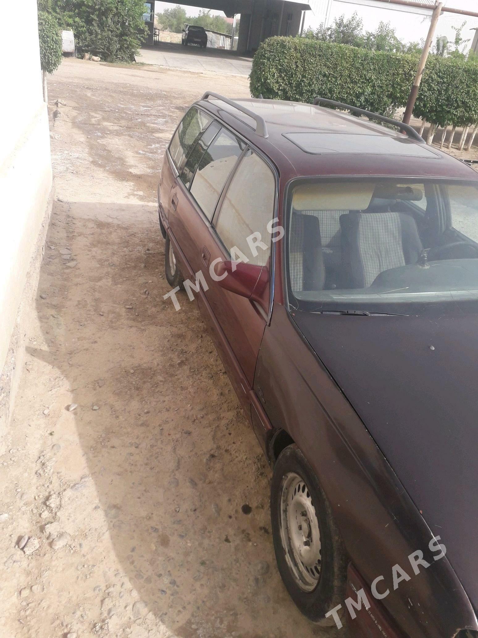 Opel Omega 1990 - 12 000 TMT - Murgap - img 3