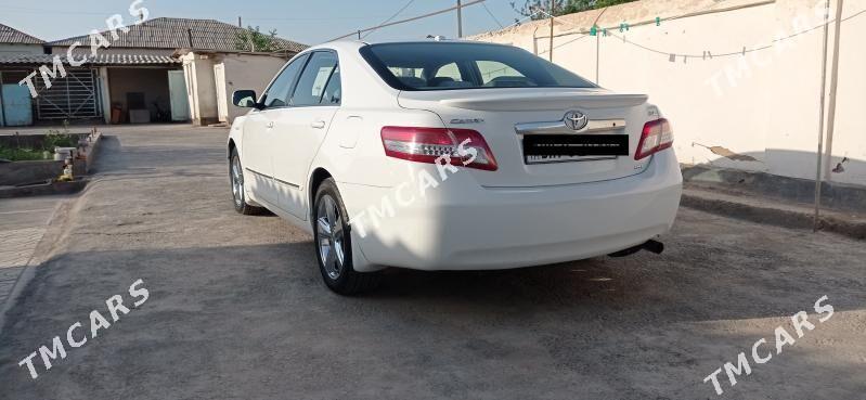 Toyota Camry 2010 - 140 000 TMT - Теджен - img 2