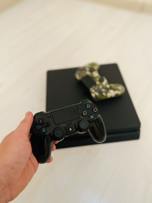 PS 4 Slim V9.00 - Aşgabat - img 8