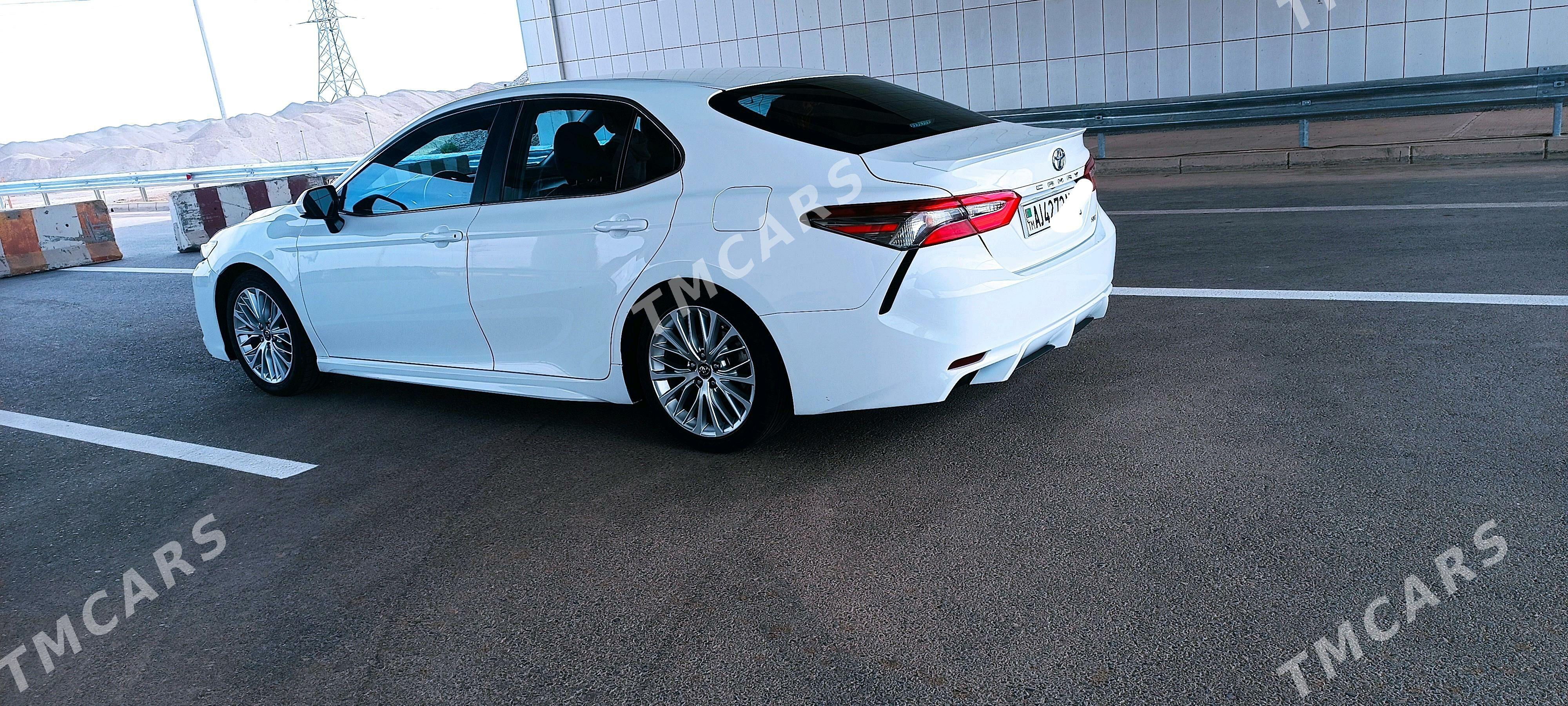 Toyota Camry 2018 - 290 000 TMT - Mary - img 5