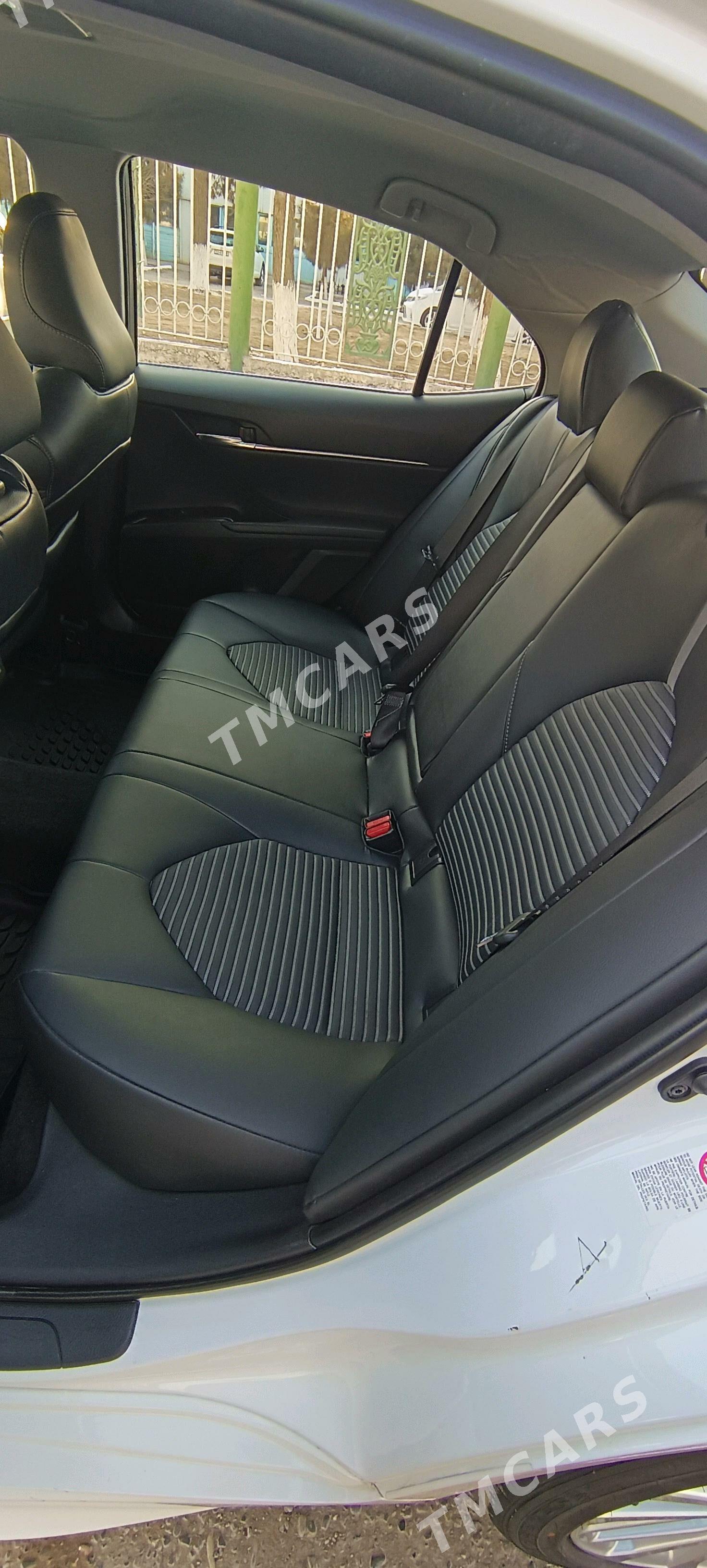 Toyota Camry 2018 - 290 000 TMT - Mary - img 4