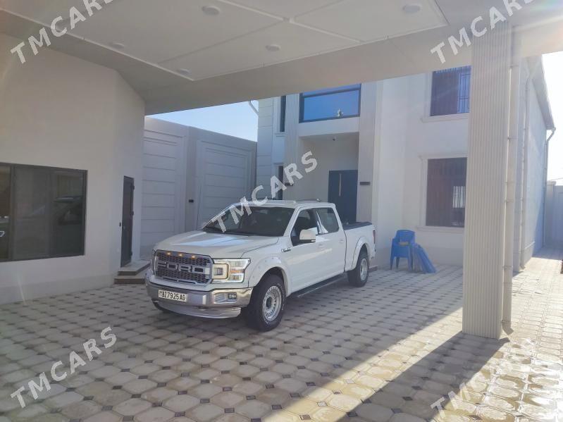 Ford F-150 2017 - 460 000 TMT - 30 мкр - img 1