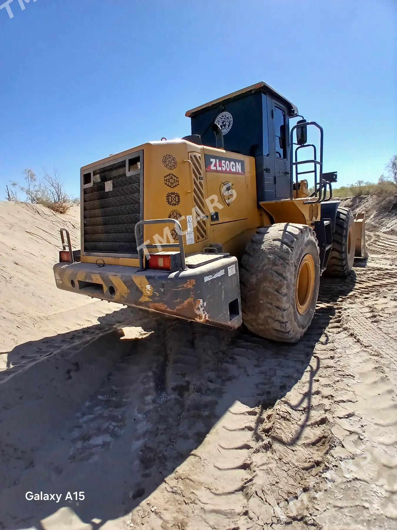 XCMG ZL50 2015 - 700 000 TMT - Ашхабад - img 3