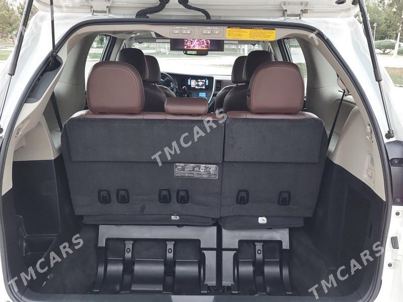 Toyota Sienna 2017 - 600 000 TMT - Podwoýski köç. (Bitarap Türkmenistan şaýoly) - img 6
