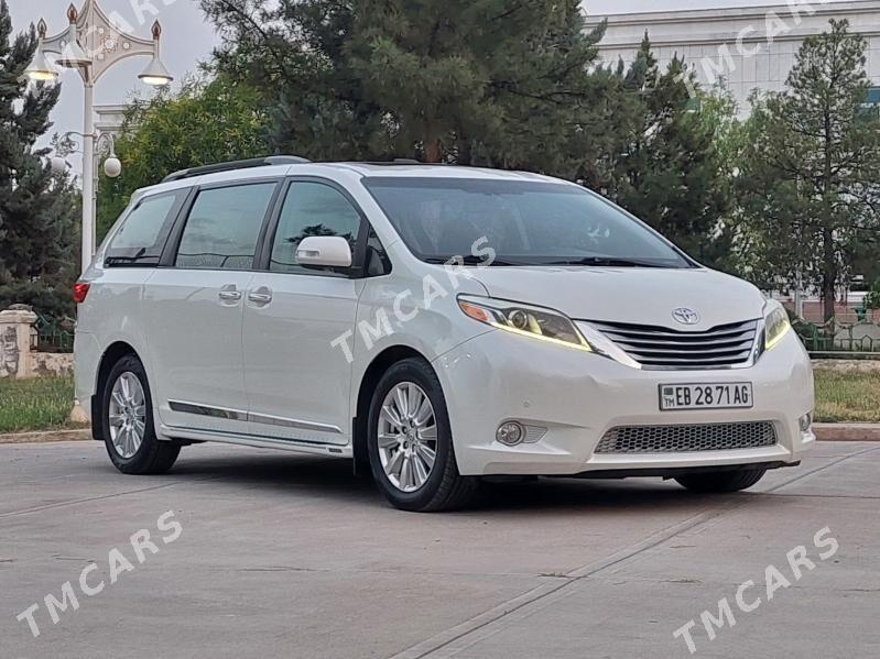 Toyota Sienna 2017 - 600 000 TMT - Podwoýski köç. (Bitarap Türkmenistan şaýoly) - img 7