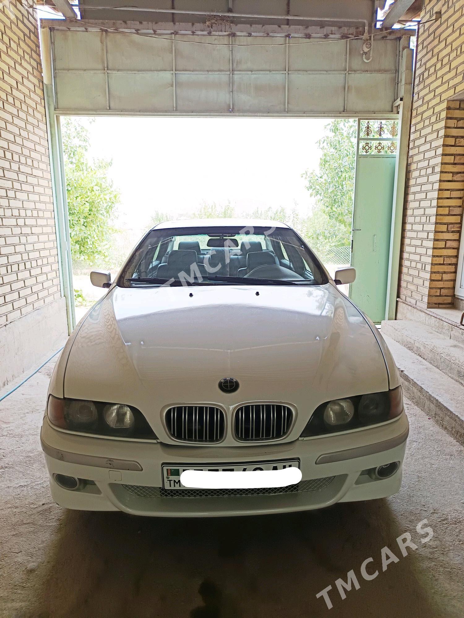 BMW E39 1996 - 65 000 TMT - Теджен - img 4