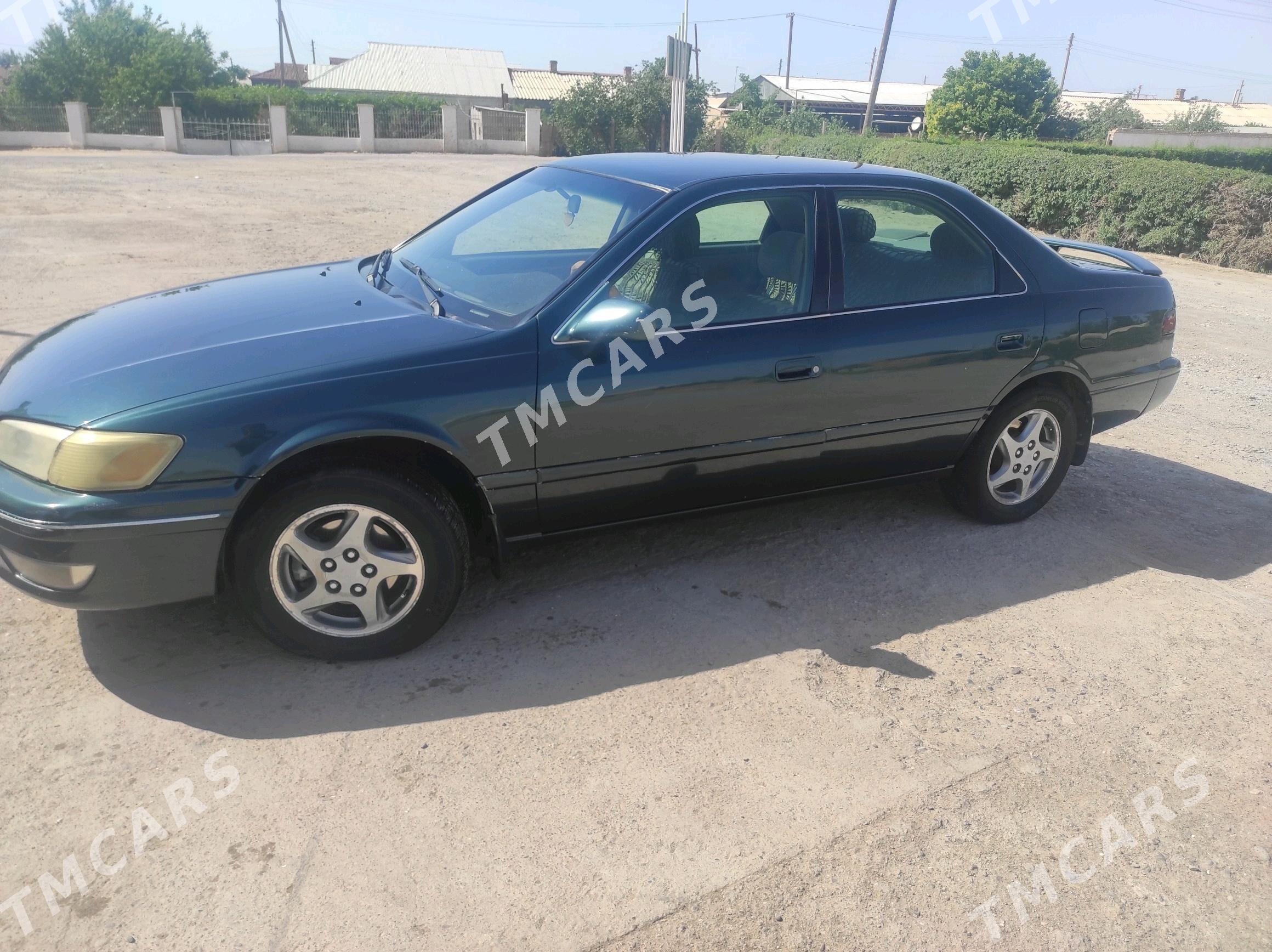 Toyota Camry 1999 - 120 000 TMT - Ёлётен - img 2