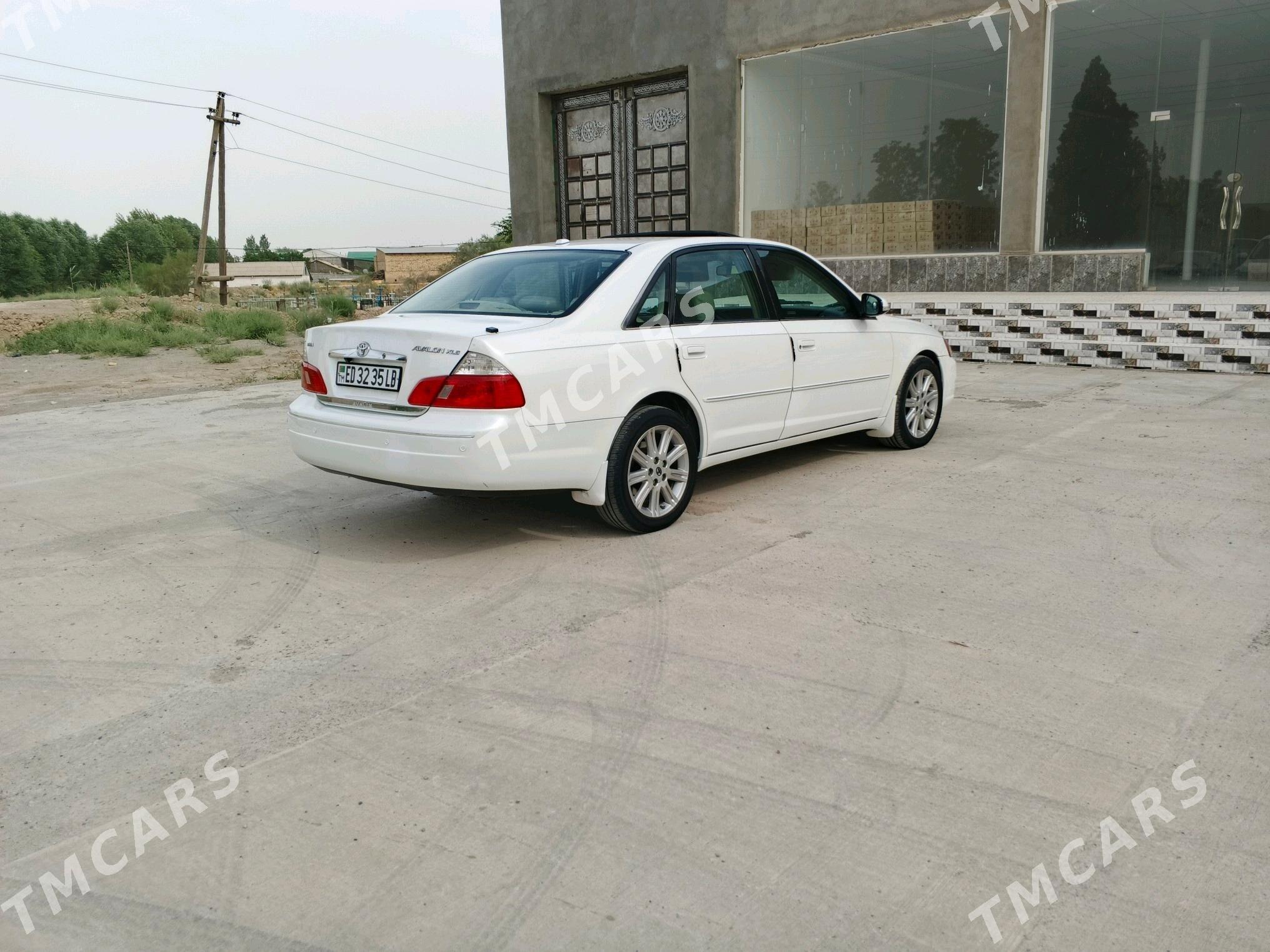 Toyota Avalon 2002 - 185 000 TMT - Халач - img 4