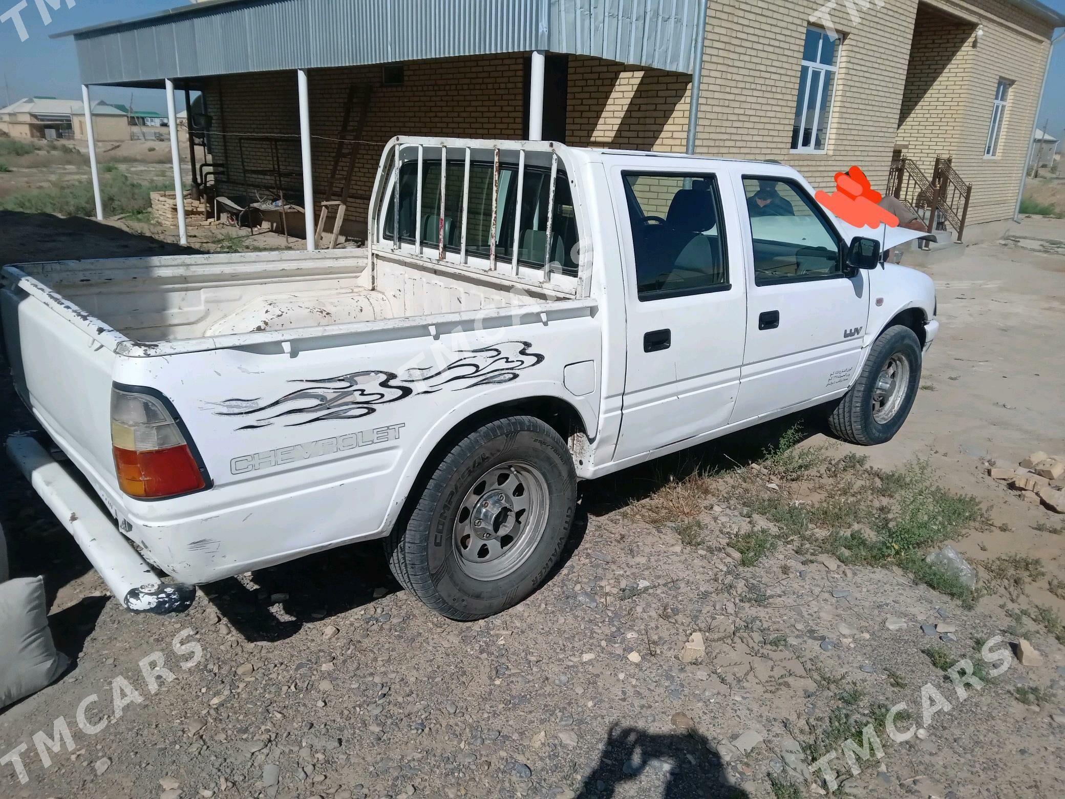 Chevrolet 1500 2002 - 72 000 TMT - Sakarçäge - img 5