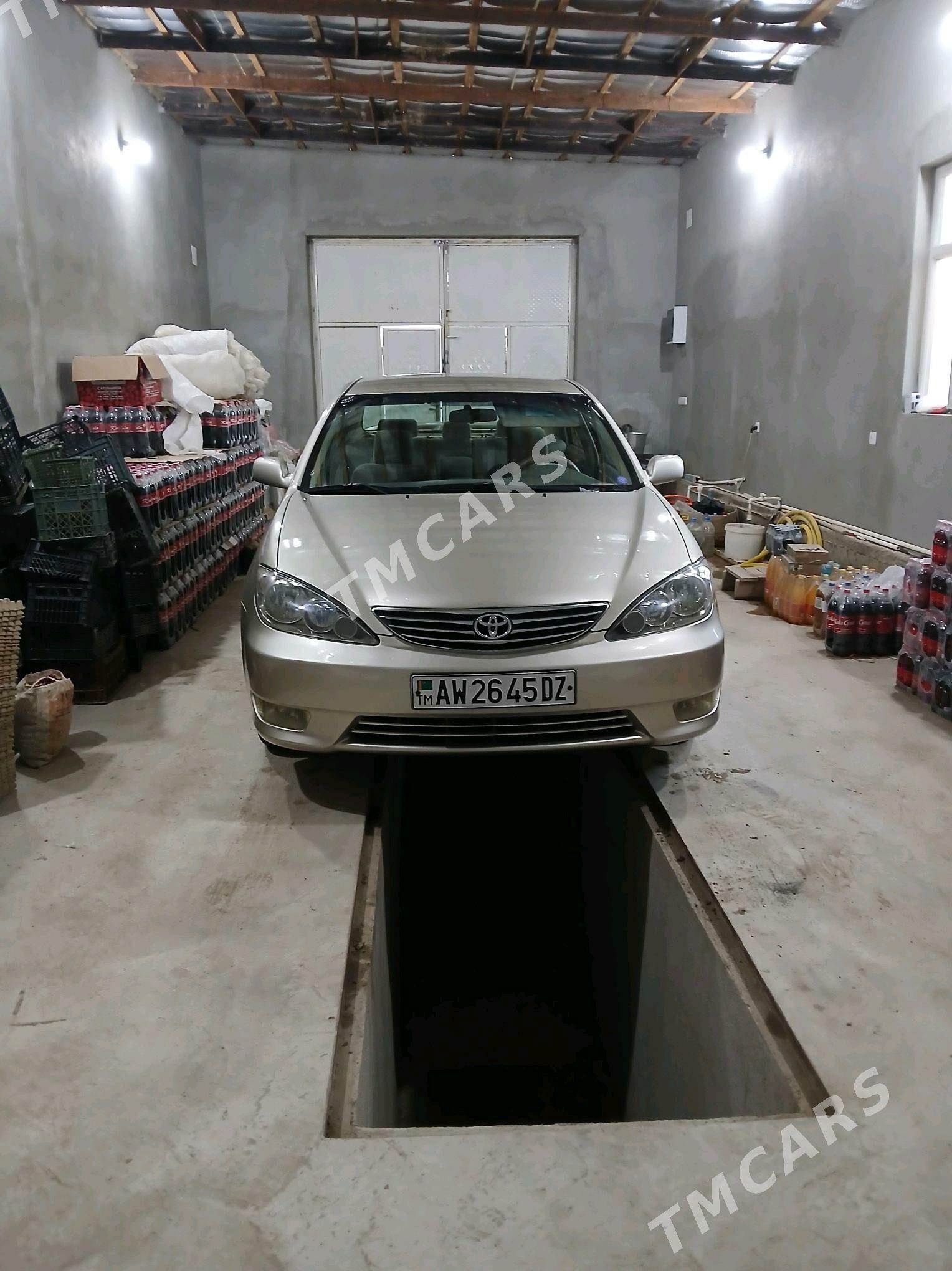 Toyota Camry 2005 - 200 000 TMT - етр. Туркменбаши - img 7