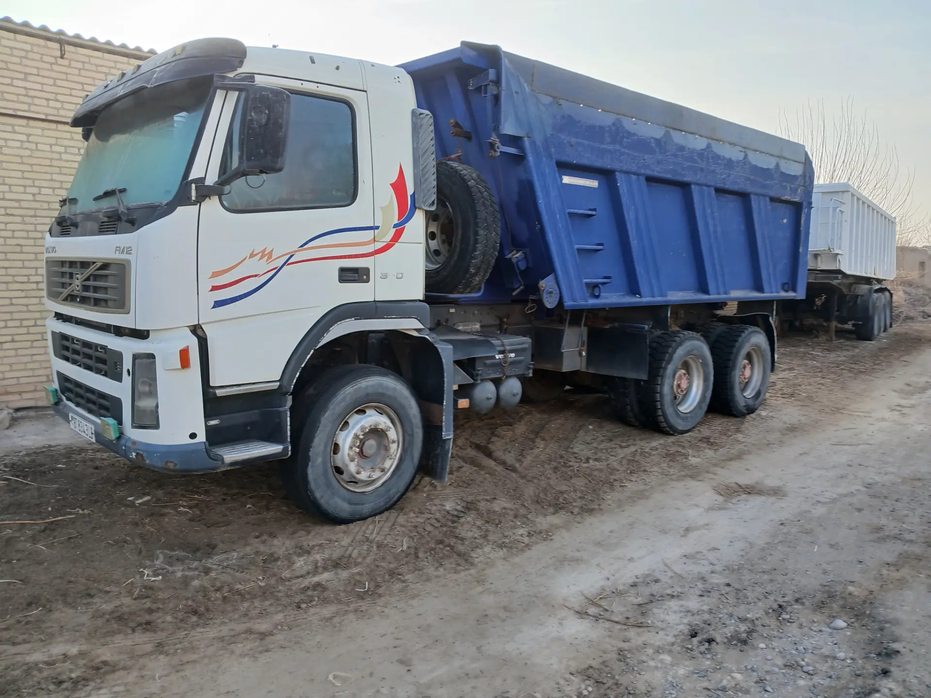 Volvo EURO 4 2005 - 700 000 TMT - Dänew - img 2