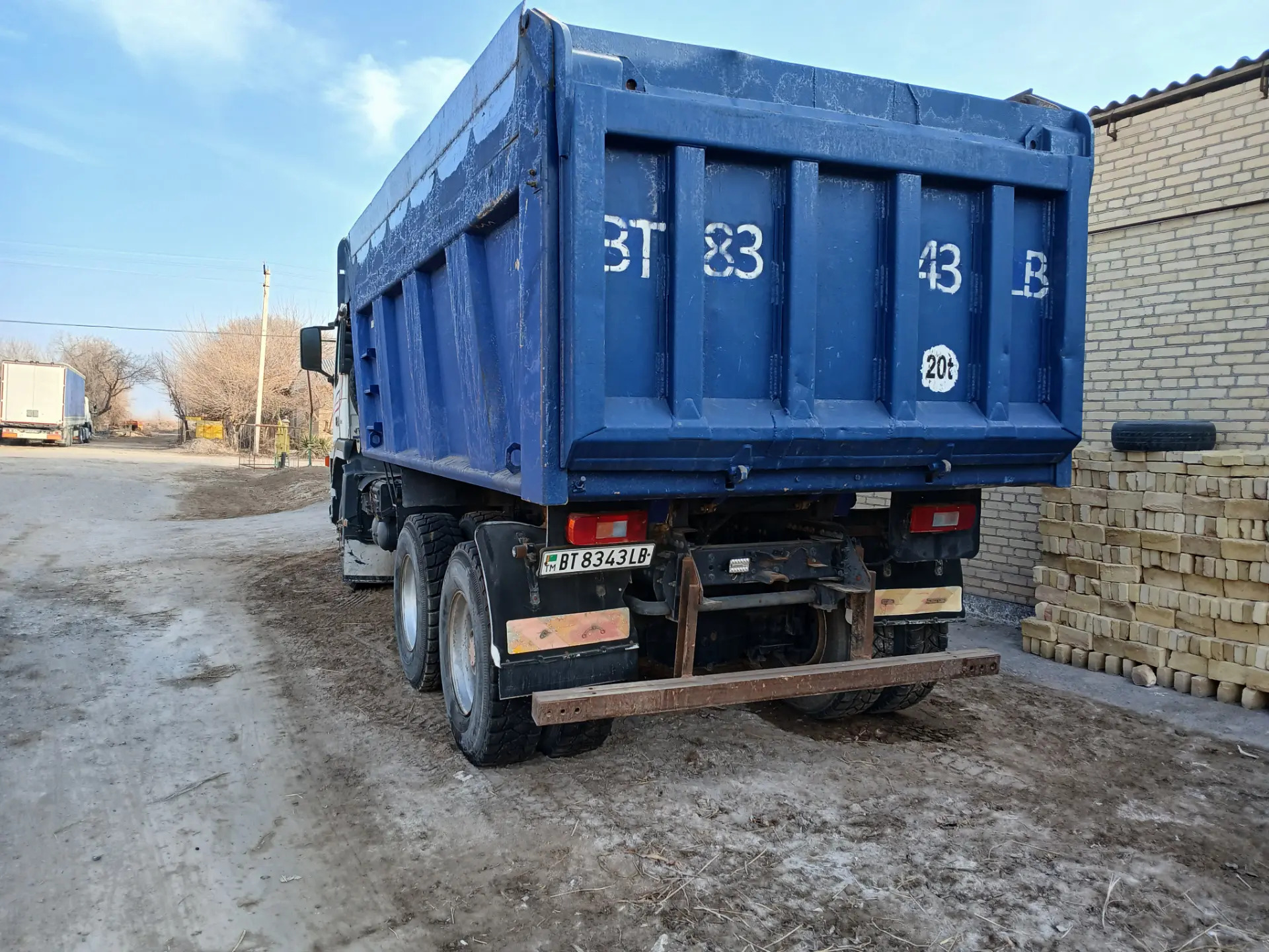 Volvo EURO 4 2005 - 700 000 TMT - Dänew - img 3