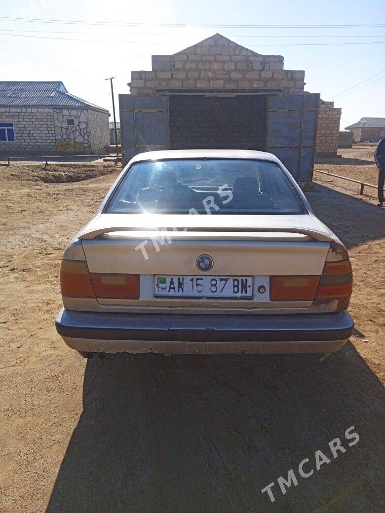 BMW 525 1990 - 20 000 TMT - Esenguly - img 3